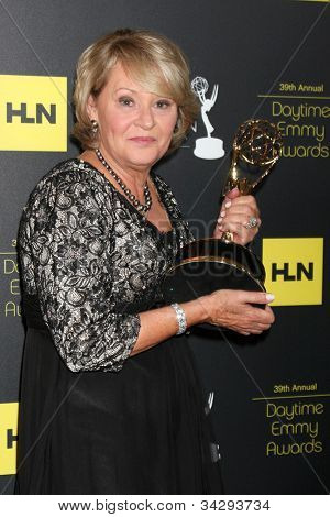 Los Angeles 23.Jun: Richter Mary Ann Gunn im Presseraum der 2012 tageszeiten Emmy Auszeichnungen bei Beve