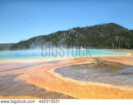 Prismatic Pool In Yellowstone National Park Without Crowd.