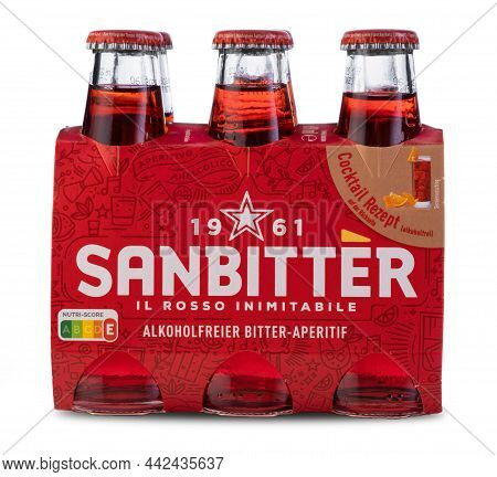 San Pellegrino Sanbitter Red Aperitivo Isolated On White Background