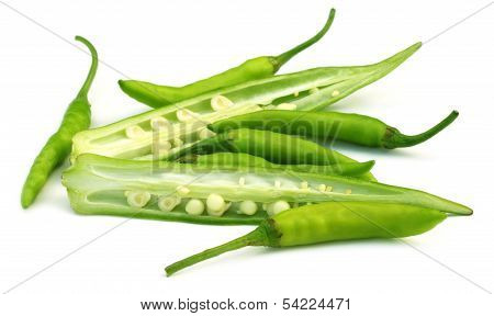 Sliced Okra With Chilies