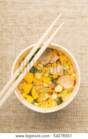 Cup noddles