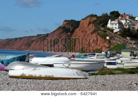 เรือประมงที่ Budleigh Salterton เดวอน ประเทศอังกฤษ