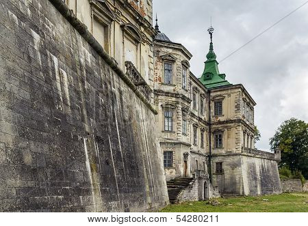 Pidhirtsi Castle, Ukraine