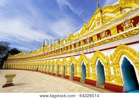 U Min Thonze Pagoda,sagaing, Myanmar