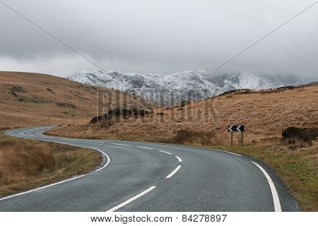 Winding mountain road