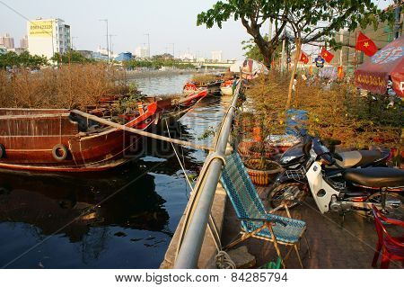 Boat, Spring Flower, Vietnam Tet