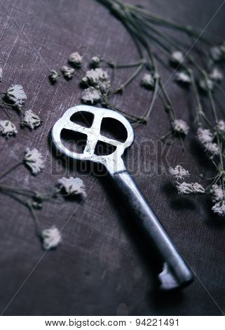 The key with flowers