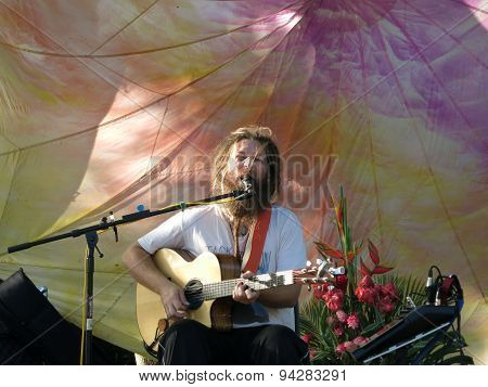 Mike Love Jams Sings And Jams At 3Rd Annual Kahumana Farm Festival