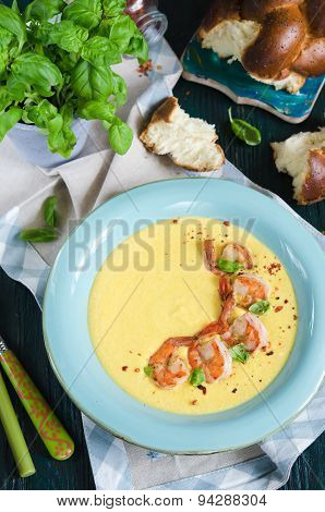 Creamy corn soup