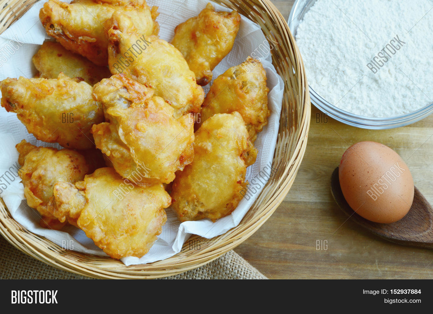 Fried Chicken Basket Image & Photo (Free Trial) Bigstock