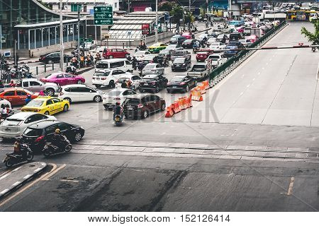 Bangkok, Thailand - September 19 2016: Rush Hour With Cars And Generic Vehicles Traffic Jam In Bangkok, Thailand. (Real Life Transportation Concept Mode)