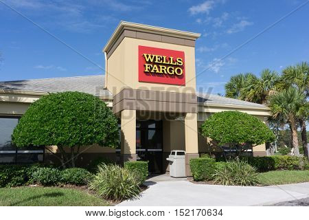 JACKSONVILLE, FL-OCTOBER 16, 2016: A Wells Fargo Bank Branch in Jacksonville, Florida. Wells Fargo & Company was founded in 1929 and currently has 9,000 bank branches in 39 states.
