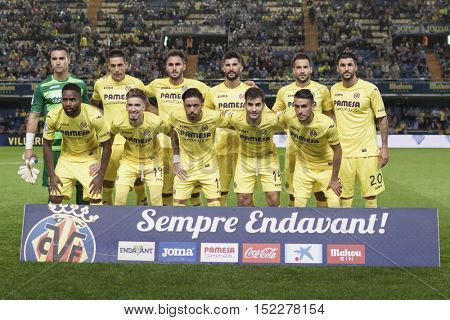 VILLARREAL, SPAIN - OCTOBER 16th: Villerreal Team during La Liga soccer match between Villarreal CF and R.C. Celta de Vigo at El Madrigal Stadium on October 16, 2016 in Villarreal, Spain