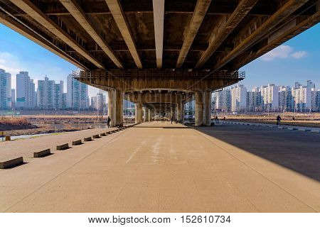 Bridge along the Hangang river with buildings