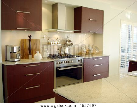 Cozinha com bancada de granito 2