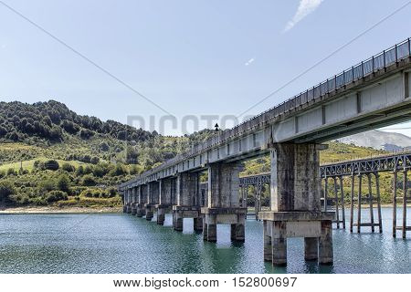 Campotosto lake, bridge and river (AQ) - Italy
