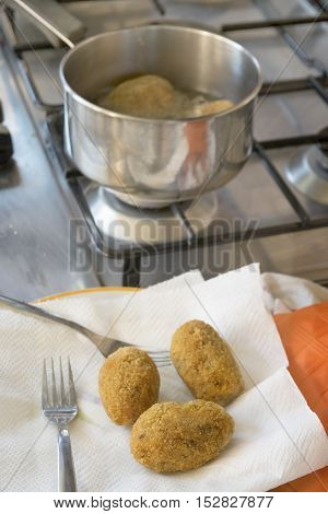 fried sicilian rice balls called arancine or suppli