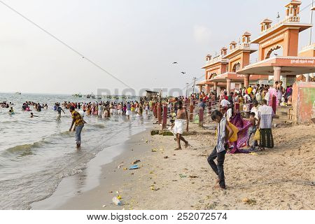 Rameshwaram, Tamil Nadu, India- March Circa 2018. At The Gate, Unidentified Hindu Pilgrims People Re
