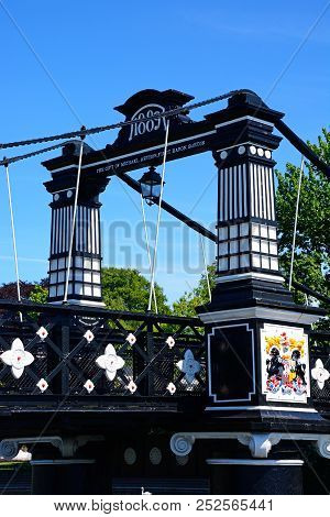 One Of The Archways Dated 1889 Of The Ferry Bridge Also Known As The Stapenhill Ferry Bridge, Burton