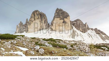 Spring Panorama View To Three Peaks - Tre Cime Di Lavaredo Massive Rock, Sexten Dolomites, South Tyr