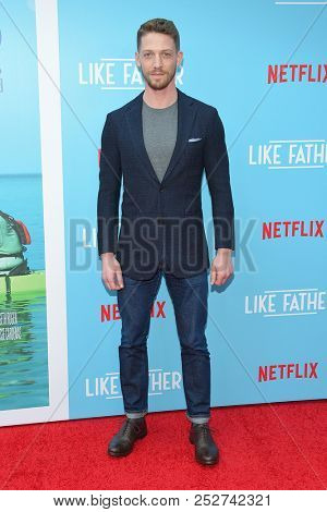 LOS ANGELES - JUL 31:  Zach Appelman arrives to the 'Like Father' Los Angeles Premiere  on July 31, 2018 in Hollywood, CA                