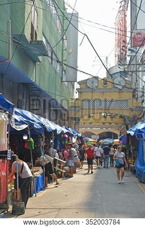 Manila, Ph - Oct. 5: Hidalgo Street With Surrounding Establishments On October 5, 2019 In Quiapo, Ma