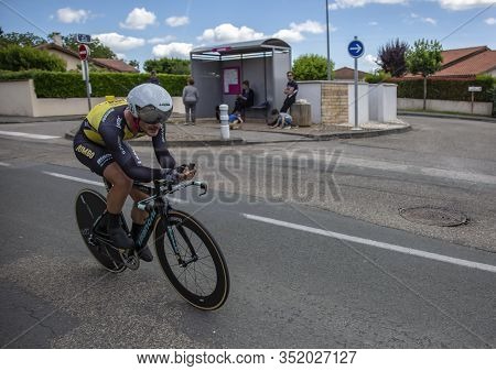 Bourgoin-jallieu, France - 07, May, 2017: The Italian Cyclist Enrico Battaglin Of Team Lottonl-jumbo