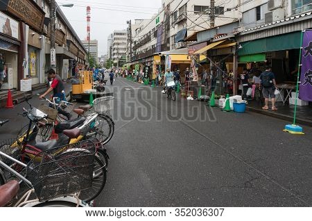 Tokyo, Japan - August 30, 2016: Tsukuji Fish Market In Chuo District In Tokyo, Japan. Text In Kanji 