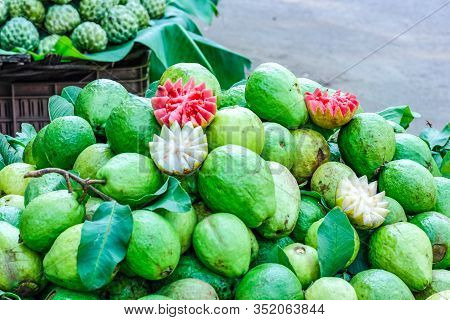 Fresh Guava Bunch In Indian Fruit Market