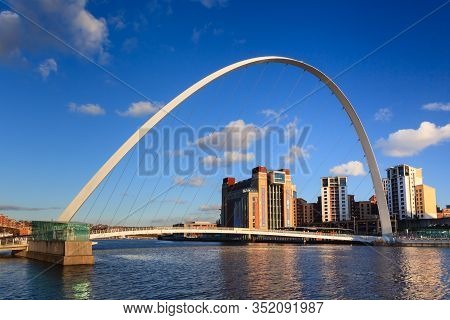 Gateshead, England - March 3:  Gateshead Millennium Bridge With The Baltic Centre For Contemporary A