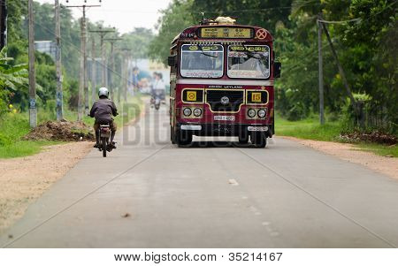 Azjatycki regularne autobusy w Sri Lanka