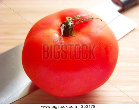 Tomat og kniv