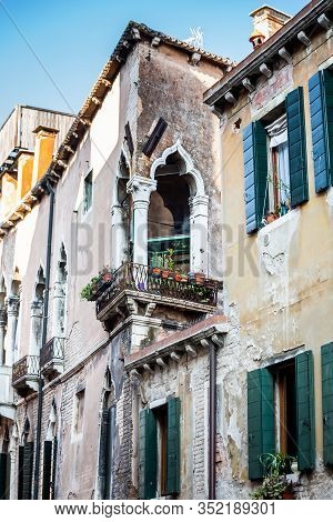 Venice Windows And Doors