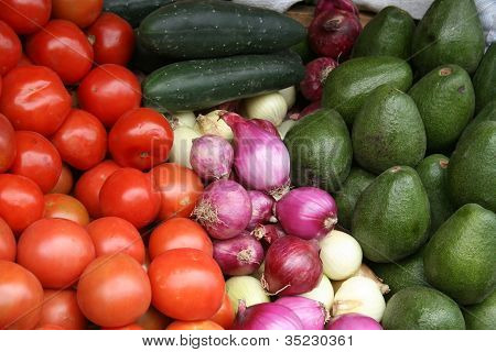 Verdura presso il mercato di Otavalo