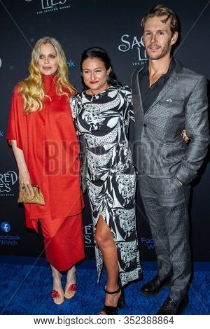Kristin Bauer van Straten, Raelle Tucker, Ryan Kwanten at the 