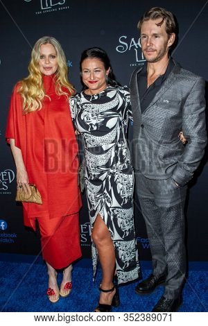 Kristin Bauer van Straten, Raelle Tucker, Ryan Kwanten at the 