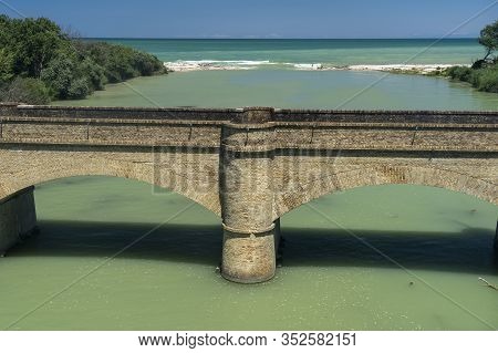 Fossacesia, Chieti, Abruzzo, Italy: Old Bridge Along The Coast