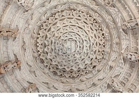 Ranakpur, India - January 8, 2019: Ceiling Decoration With Dancing Apsaras And Surasundaris In Famou