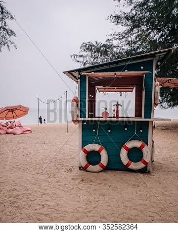 Pattaya Thailand January 2020, Couple Relax On The Beach In Pattaya Thailand Jomtien Beach With Beac
