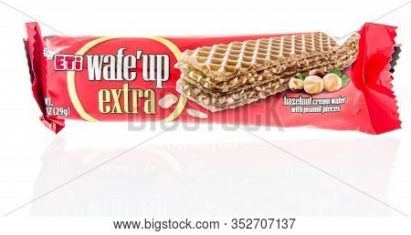 Winneconne,  Wi - 17 February 2020:  A Package Of Eti Wafe Up Extra Hazlenuts And Peanuts Wafers On 