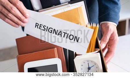 Employees Who Intend To Quit Work With Resignation Letters For Quit Or Change Of Job Leaving The Off