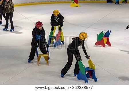 Palau Del Gel, Canillo, Andorra :  2020 Feb 26 : People Skating Having Fun In The Palau Del Gel De C