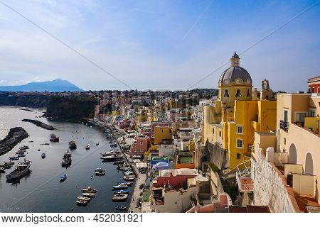 Daylight View Of Beautiful Procida In Sunny Summer Day, Procida Island, Italy, High Quality Photo