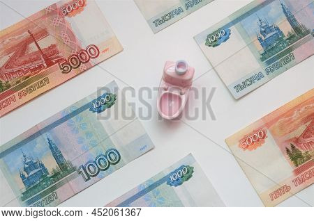 Russian Money Goes Down The Toilet, The Concept Of Where The Money Goes