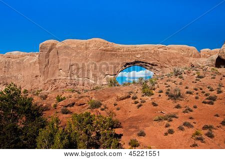 ประตูหน้าต่างในอุทยานแห่งชาติอาร์เชส ยูทาห์