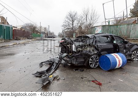 Bucha, Ukraine - Apr. 03, 2022: Chaos And Devastation On The Streets Of Bucha After The Exit Of The 