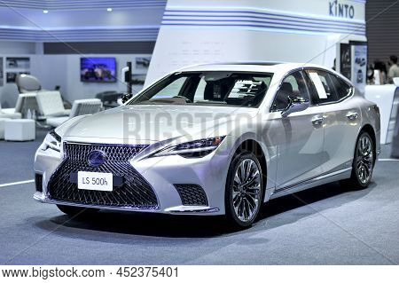 Bangkok-march 31 Laxus Ls500h In Moter Show 31 At The43th Bangkok International Motor Show 2022 On M