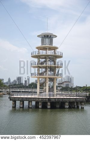 Singapore- Mar 26, 2020: Tanjong Rhu Pier And Lookout Tower Along Geylang River In Singapore. Tanjon