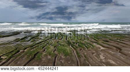 Laomei Green Stone Trough Is Located In Shimen District On The North Coast, Every April And May, Bec