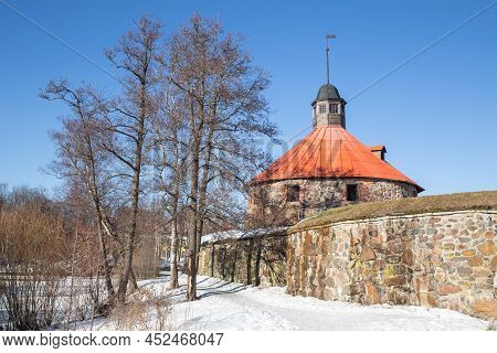 Ancient Medieval Fortress Korela. Round Tower And Fortress Wall. Priozersk, Leningrad Region, Russia
